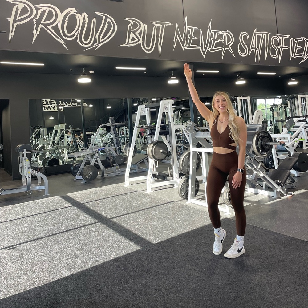 Alphalete Stratus Bra